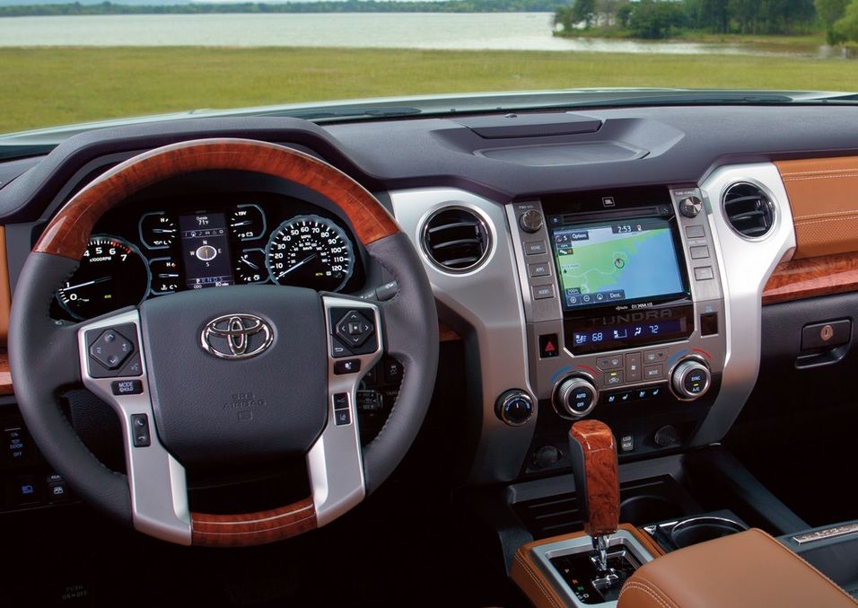Bold Interior of the 2018 Tundra Bold Interior of the 2018 Tundra