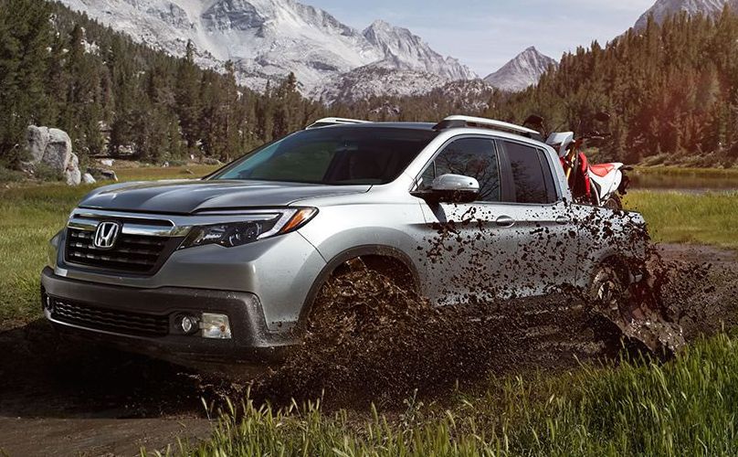 2017 Honda Ridgeline vs 2016 Chevy Colorado in Fredericksburg, VA 2017 Honda Ridgeline vs 2016 Chevy Colorado in Fredericksburg, VA