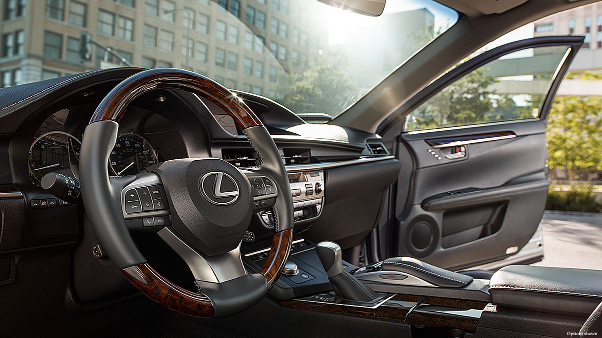 The ES 350 Welcomes You Inside! The ES 350 Welcomes You Inside!