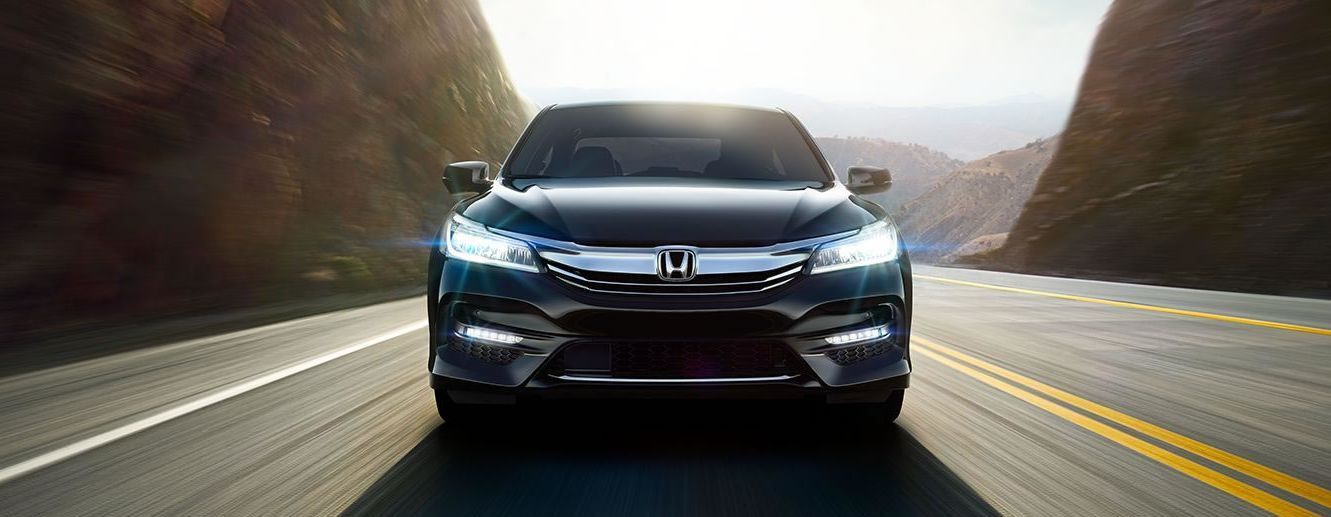 2017 Honda Accord vs 2017 Toyota Camry near Manassas, VA 2017 Honda Accord vs 2017 Toyota Camry near Manassas, VA