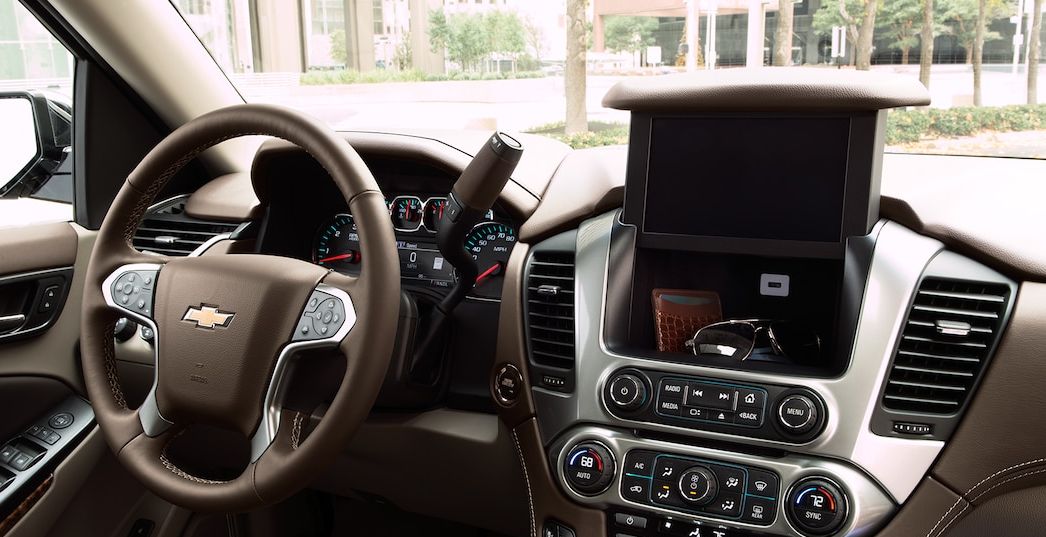 Feature-Packed Center Stack of the 2017 Tahoe