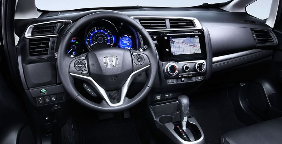 Modern Technology Adorns the 2017 Honda Fit