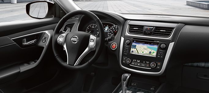 Technology in the 2017 Altima