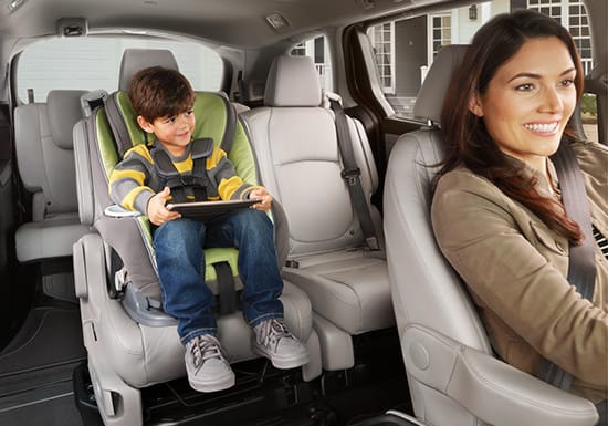 Asientos de la segunda fila con función Magic Slide® en la Odyssey 2018