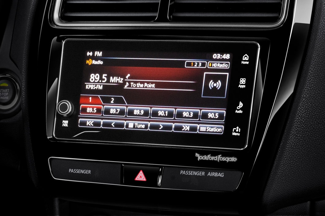 Interior of the 2018 Mitsubishi Outlander