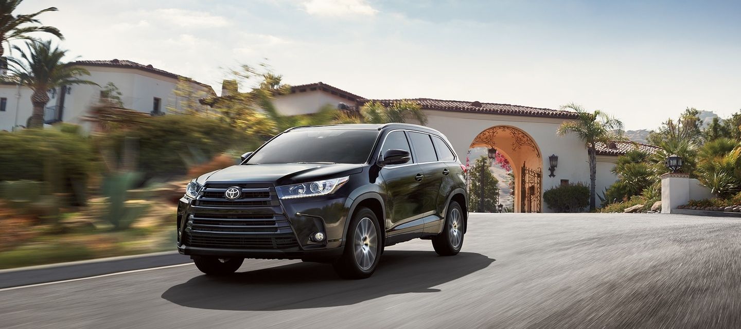 2018 Toyota Highlander vs 2018 Buick Enclave in Kansas City, MO