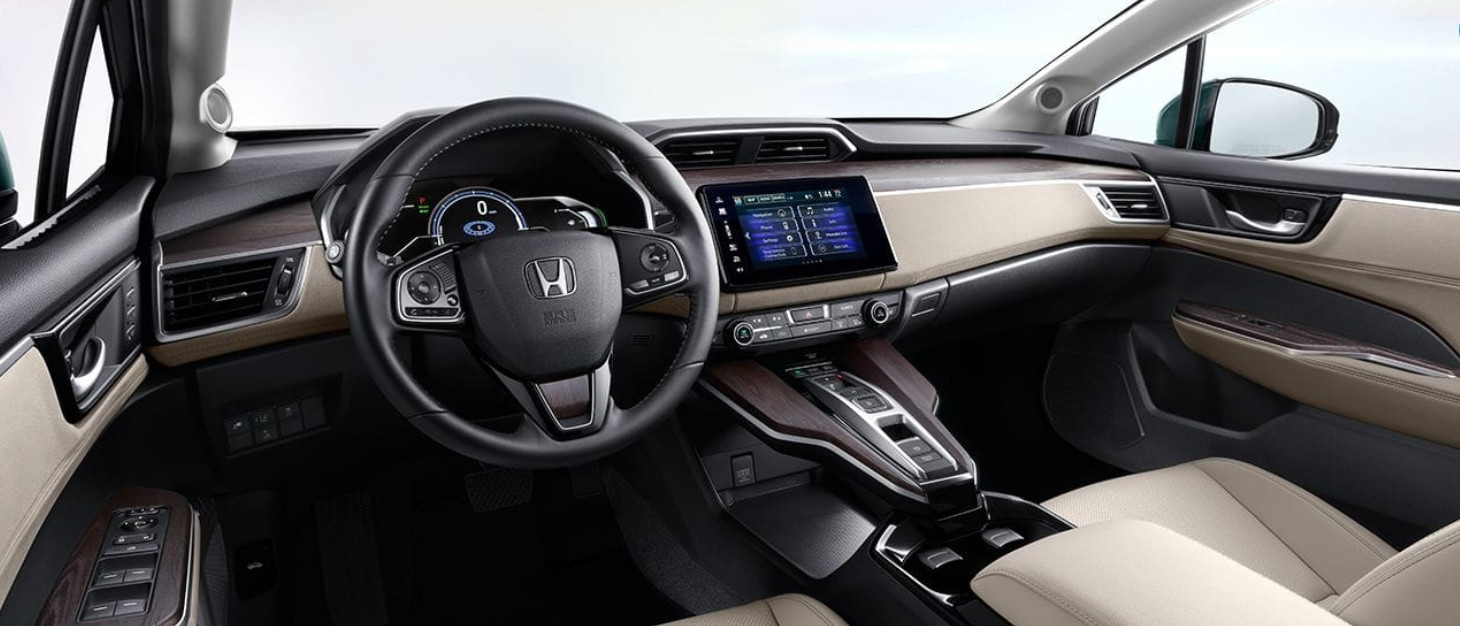 Enjoy the Exhilaration of the Honda Clarity Plug-In Hybrid!