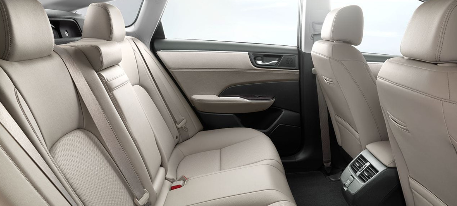 Cozy Accommodations in the 2018 Clarity Plug-In Hybrid