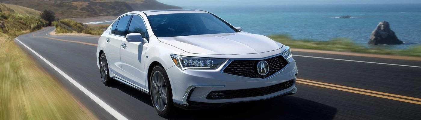 2018 Acura RLX Sport Hybrid vs 2018 Lexus GS 450h Hybrid in Brookfield, WI