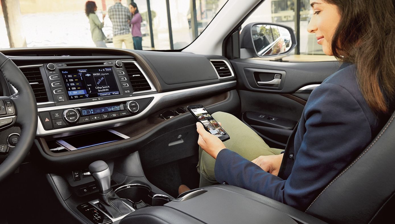 Interior Amenities of the Highlander