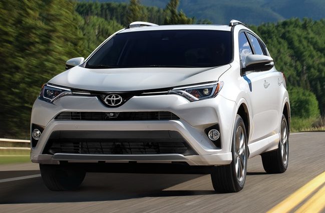 2018 Toyota RAV4 Financing near Cherry Valley, IL