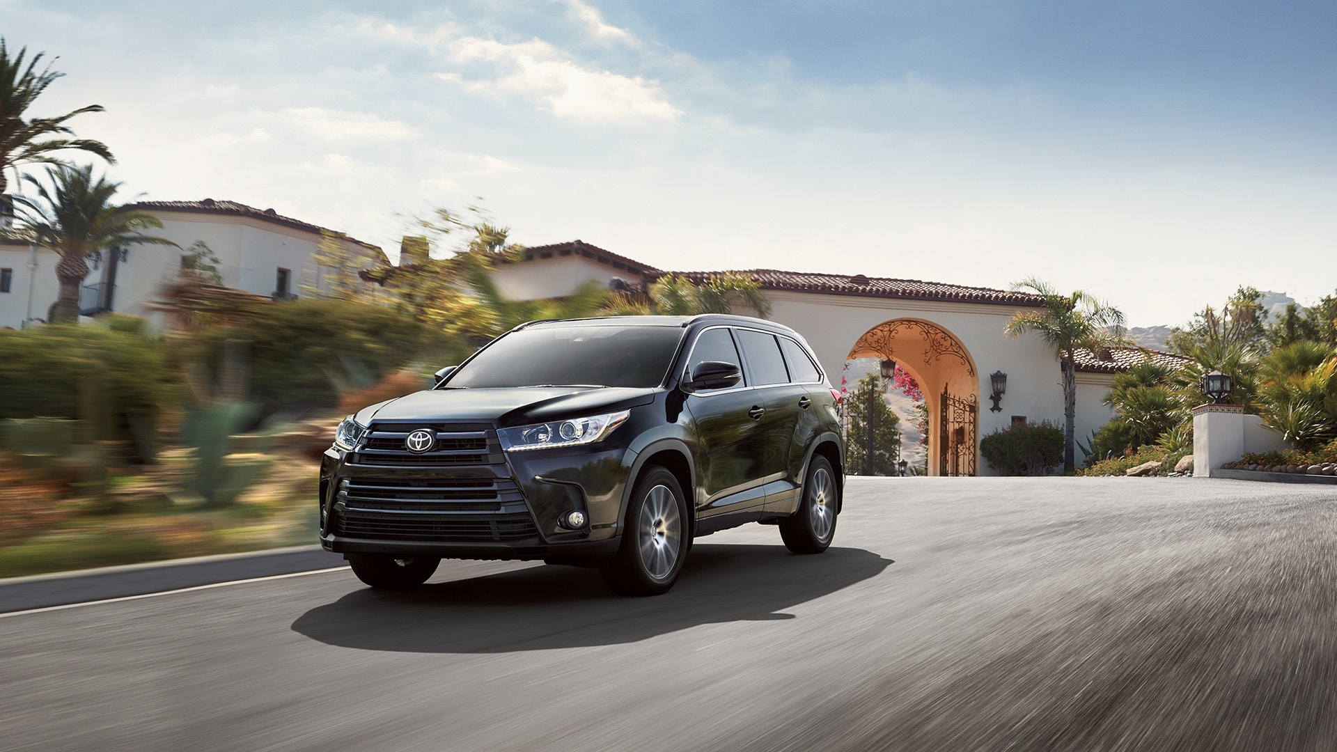 2018 Toyota Highlander Hybrid for Sale near Lenexa, KS