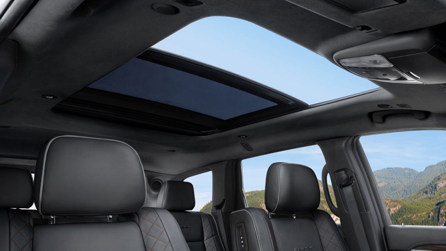 2019 Jeep Grand Cherokee's Available Sunroof