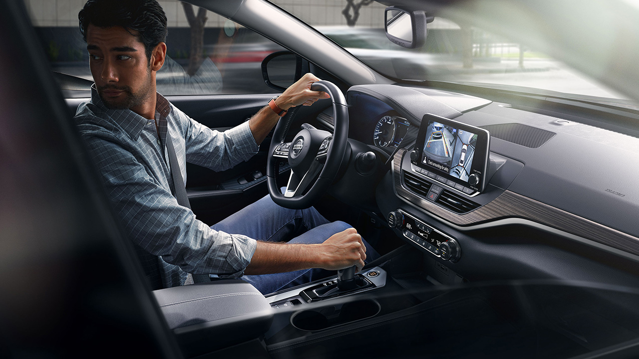 Feel the Thrill of the 2019 Altima!