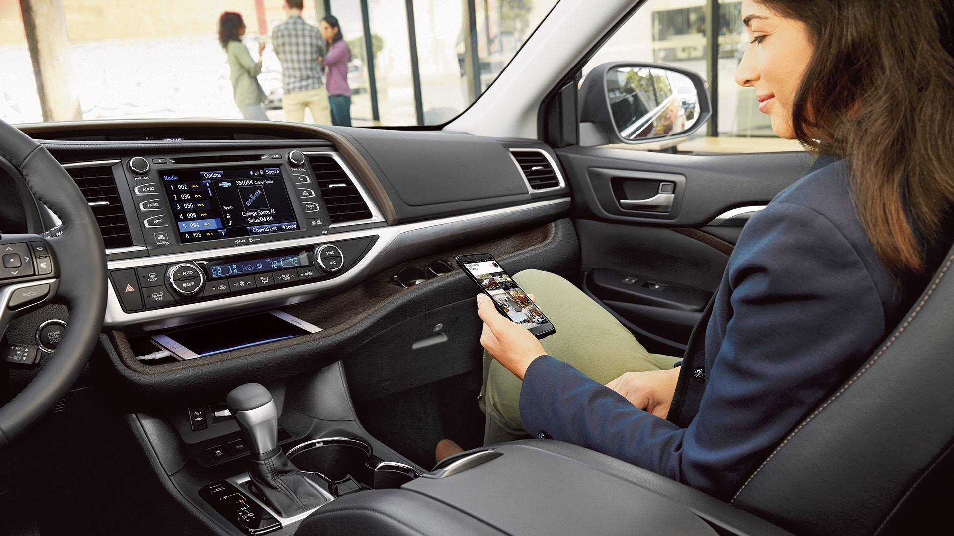 2019 Toyota Highlander Cockpit