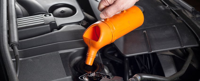 Oil Change Service in Tomball, TX