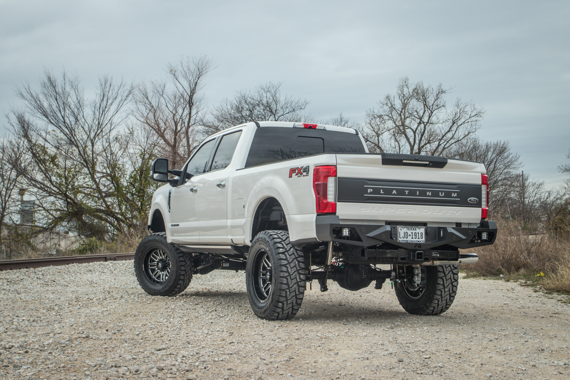 2022 lifted white f250