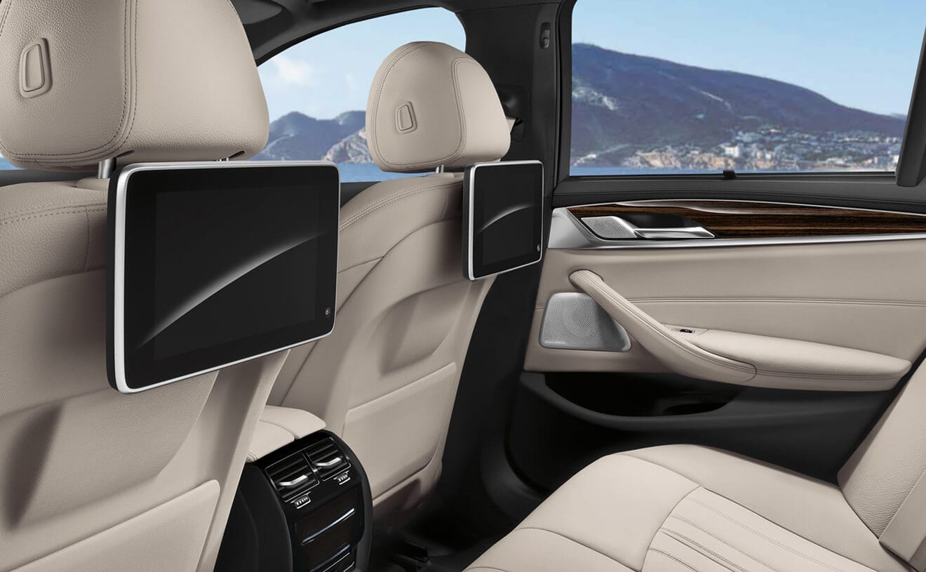 2019 Bmw 5 Series Vs Acura Tlx Merrillville In Bmw Of Schererville