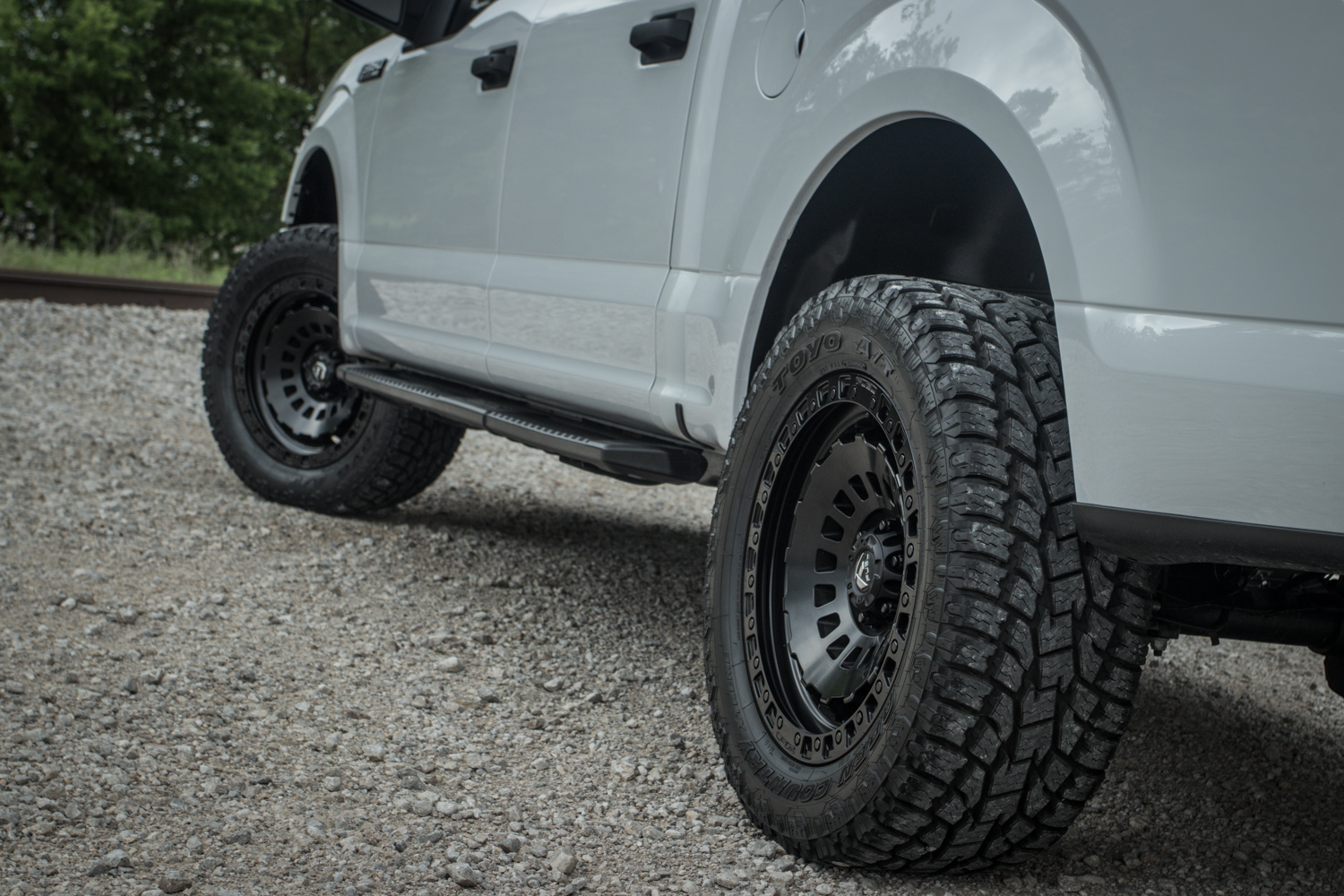 2019 Ford F-150 STX Oxford White with Fuel 20 inch Zephyr Beadlock Wheels