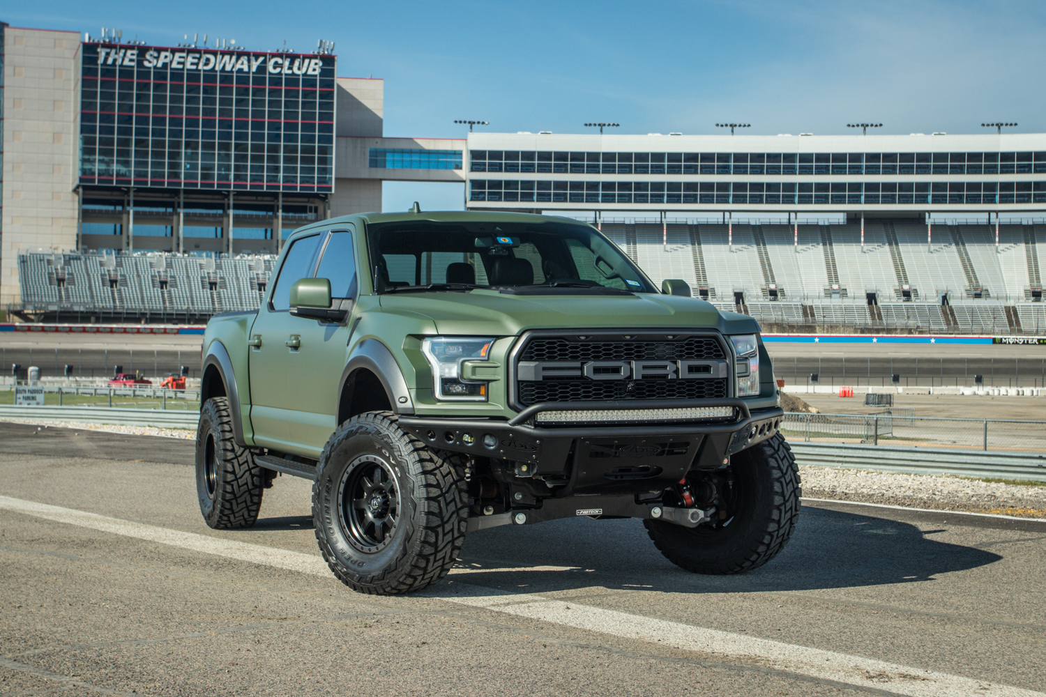 2019 Ford F 150 Raptor 4 Inch Fabtech Lift With Add Offroad