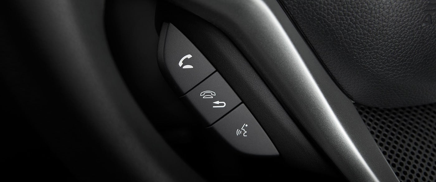 Steering Wheel-Mounted Controls in the 2019 Fit