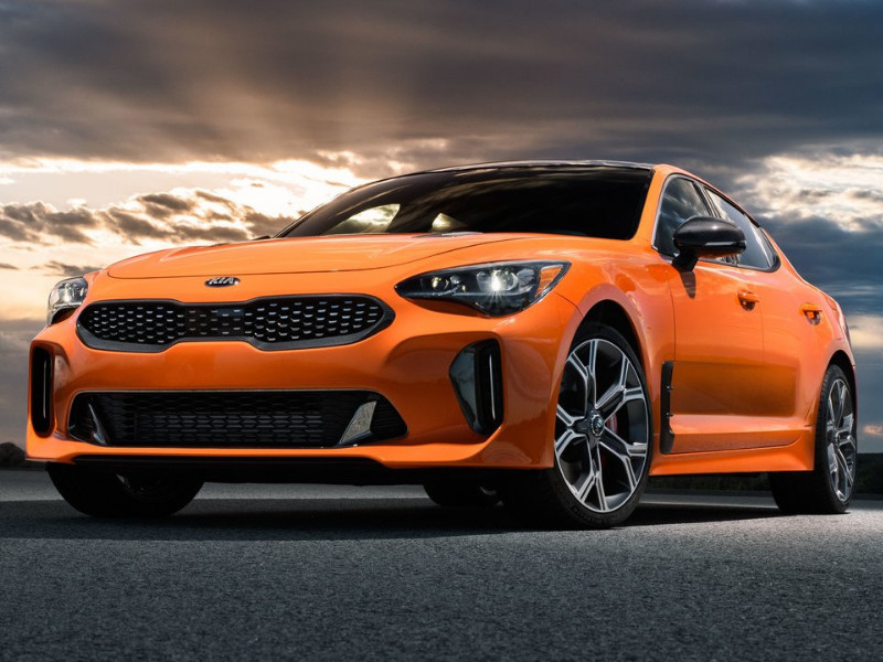 2020 Kia Stinger GTS D-AWD limited-edition orange color