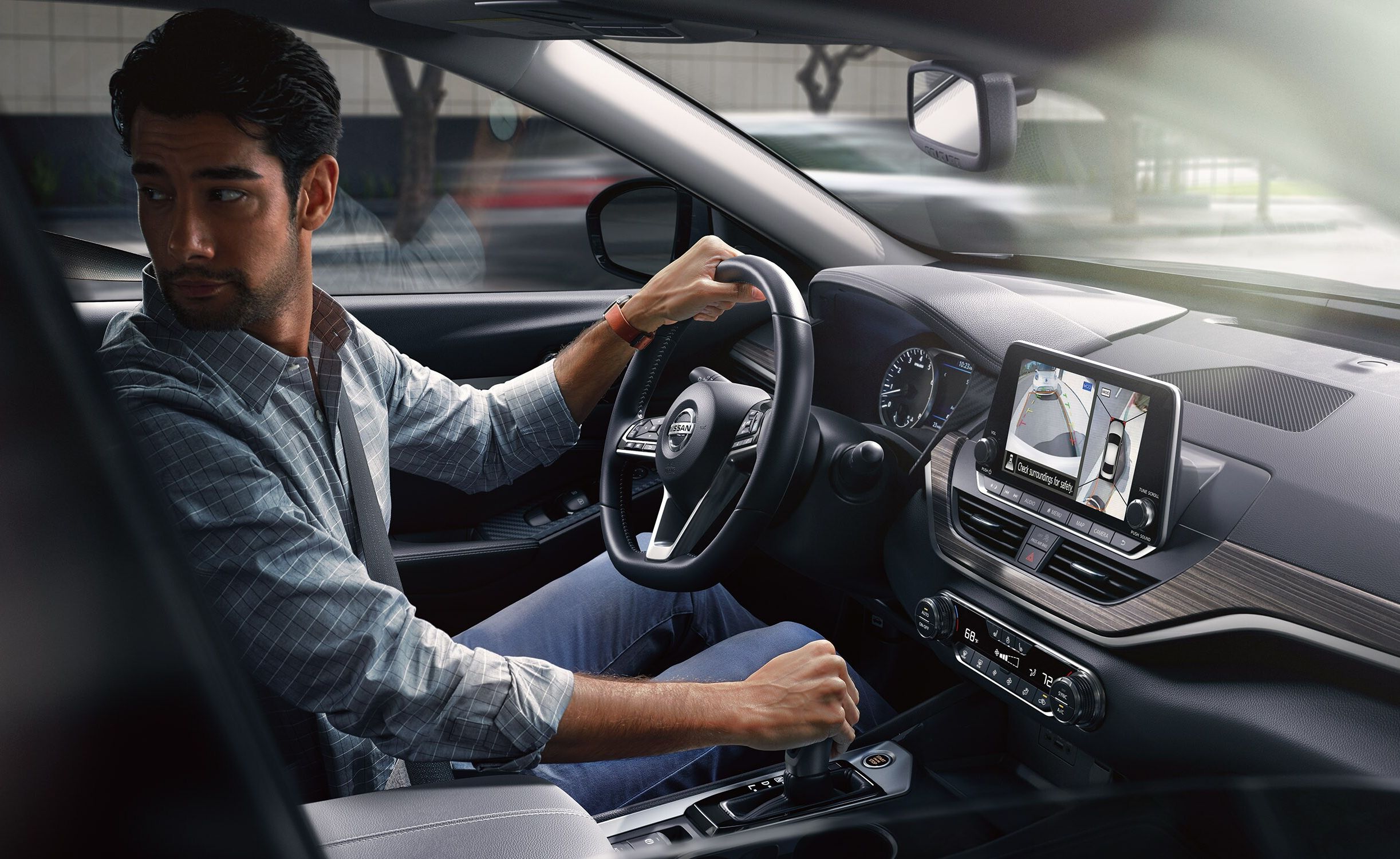 2020 Nissan Altima Interior