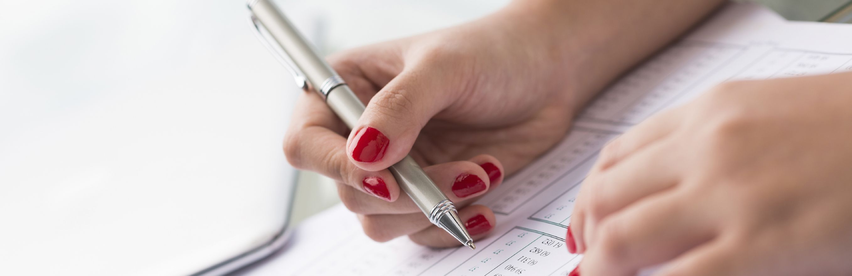 What is the Difference Between Buying and Leasing?