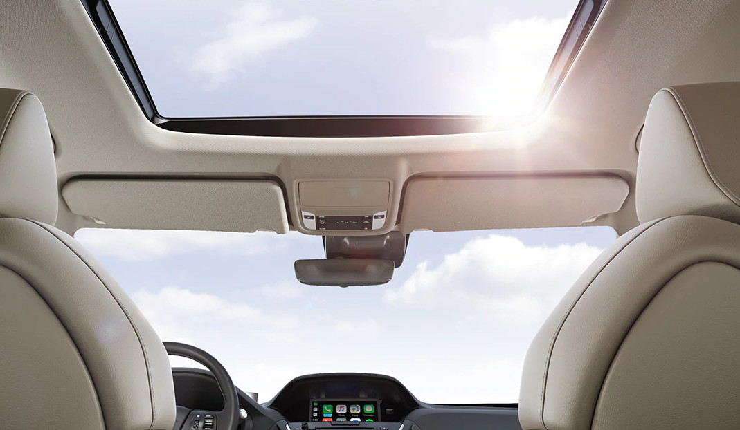 Moon Roof in the 2020 MDX