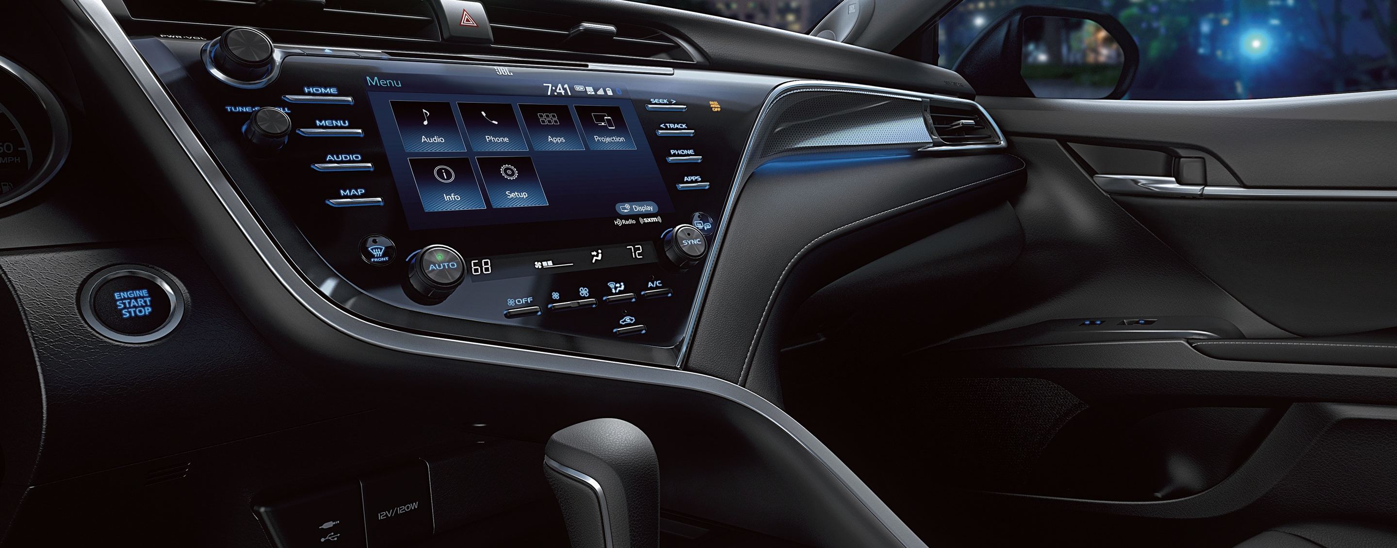 Endless Amenities in the 2019 Camry