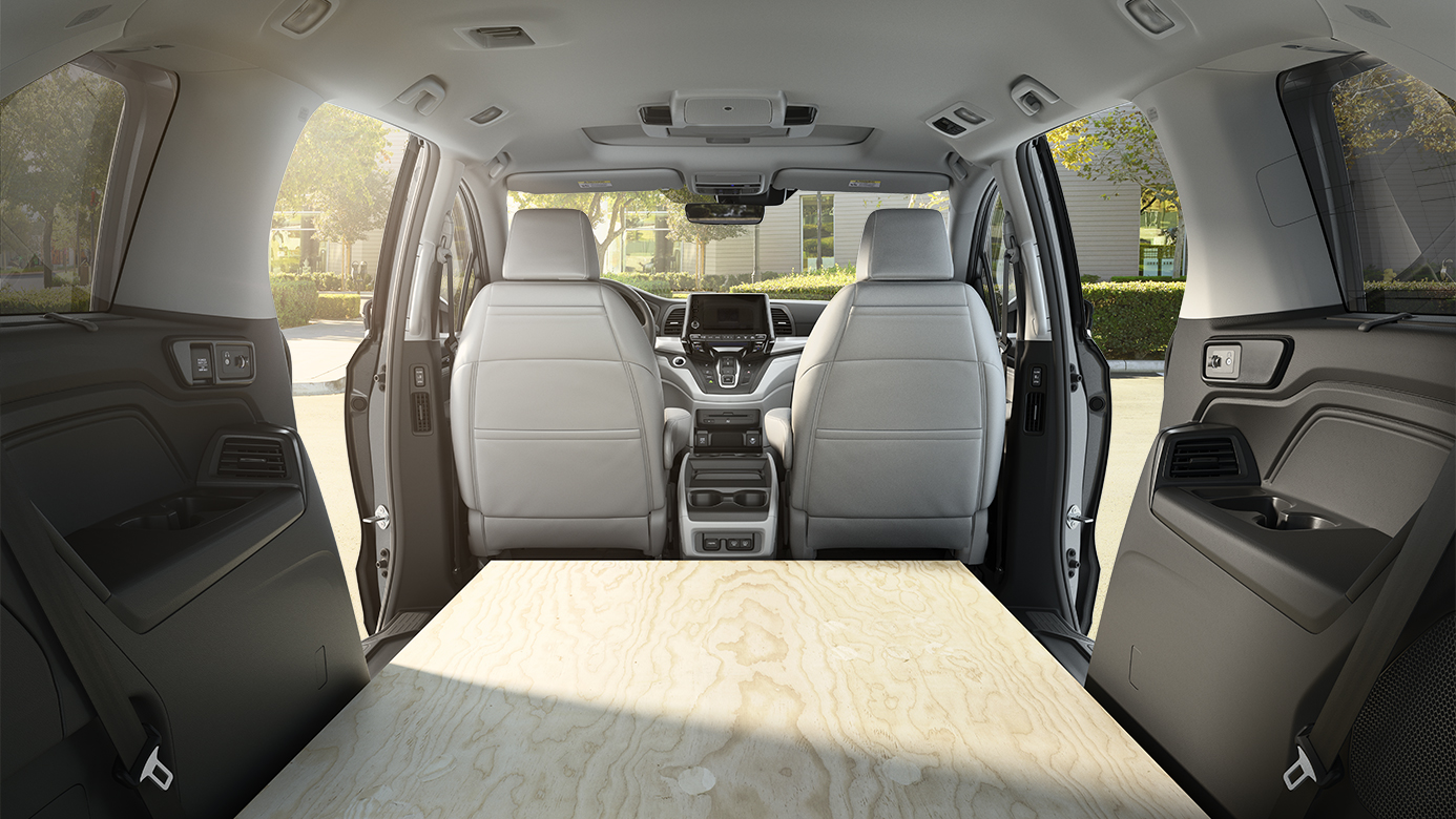 2019 Odyssey Cargo Space