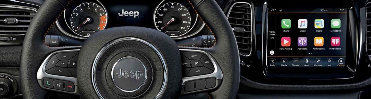 2020 Jeep Compass Steering Wheel and Technology 