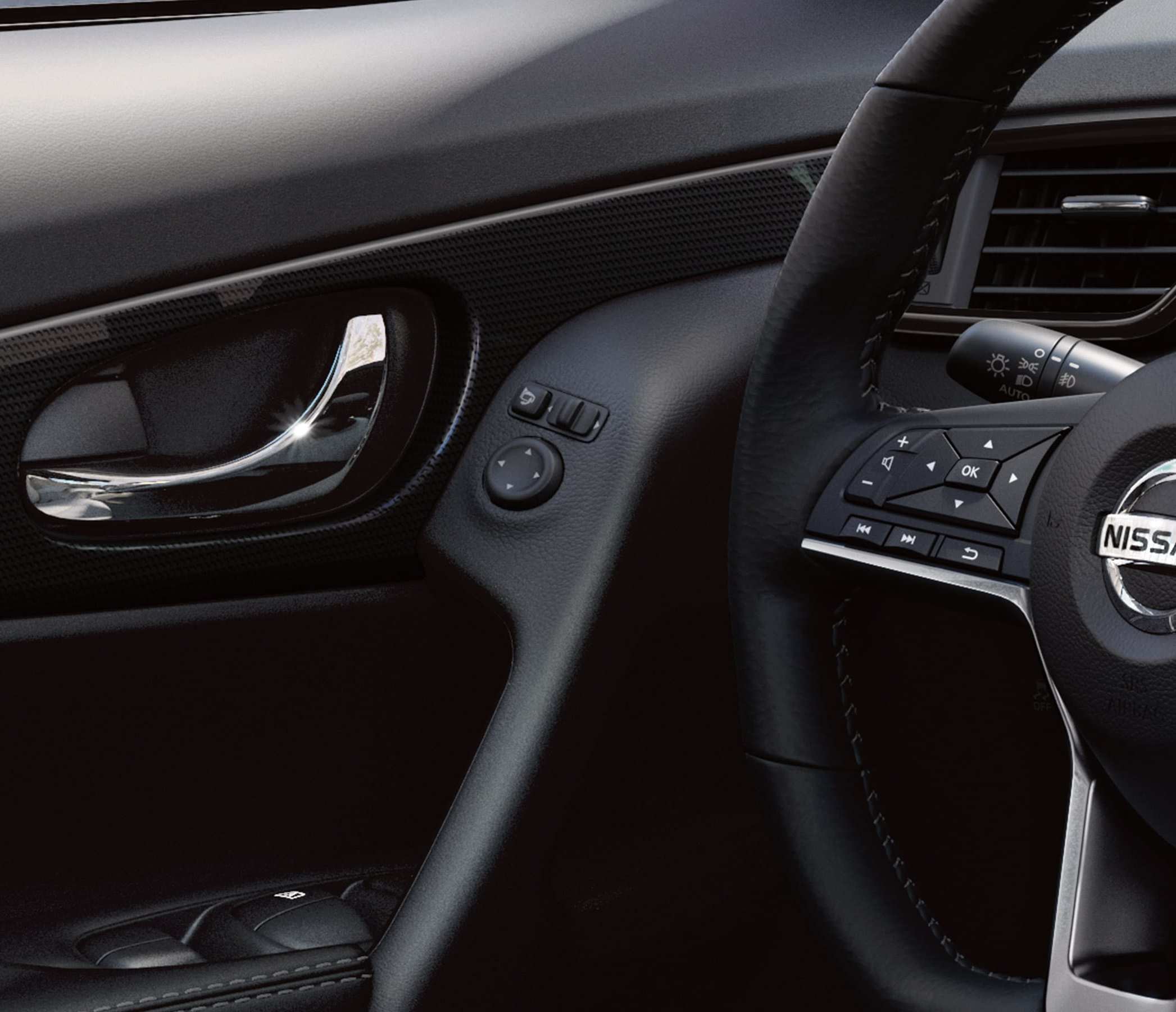Driver's Perspective in the 2020 Nissan Rogue