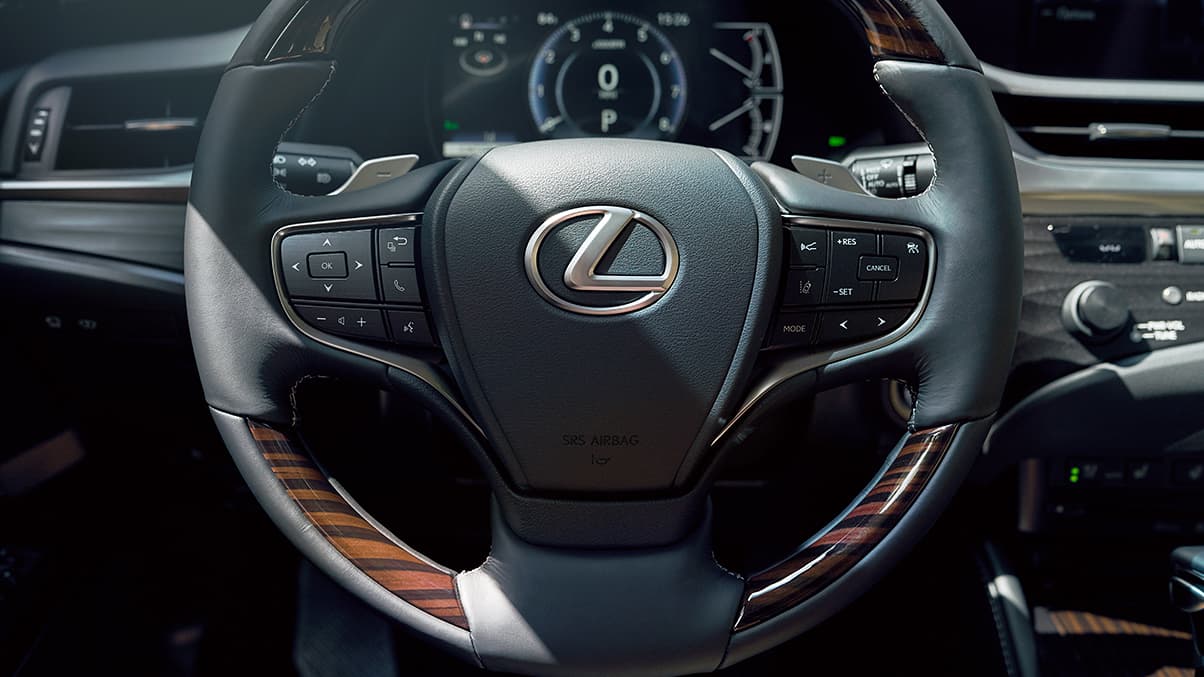 2020 Lexus ES 300h Driver Console 2020 Lexus ES 300h Driver Console