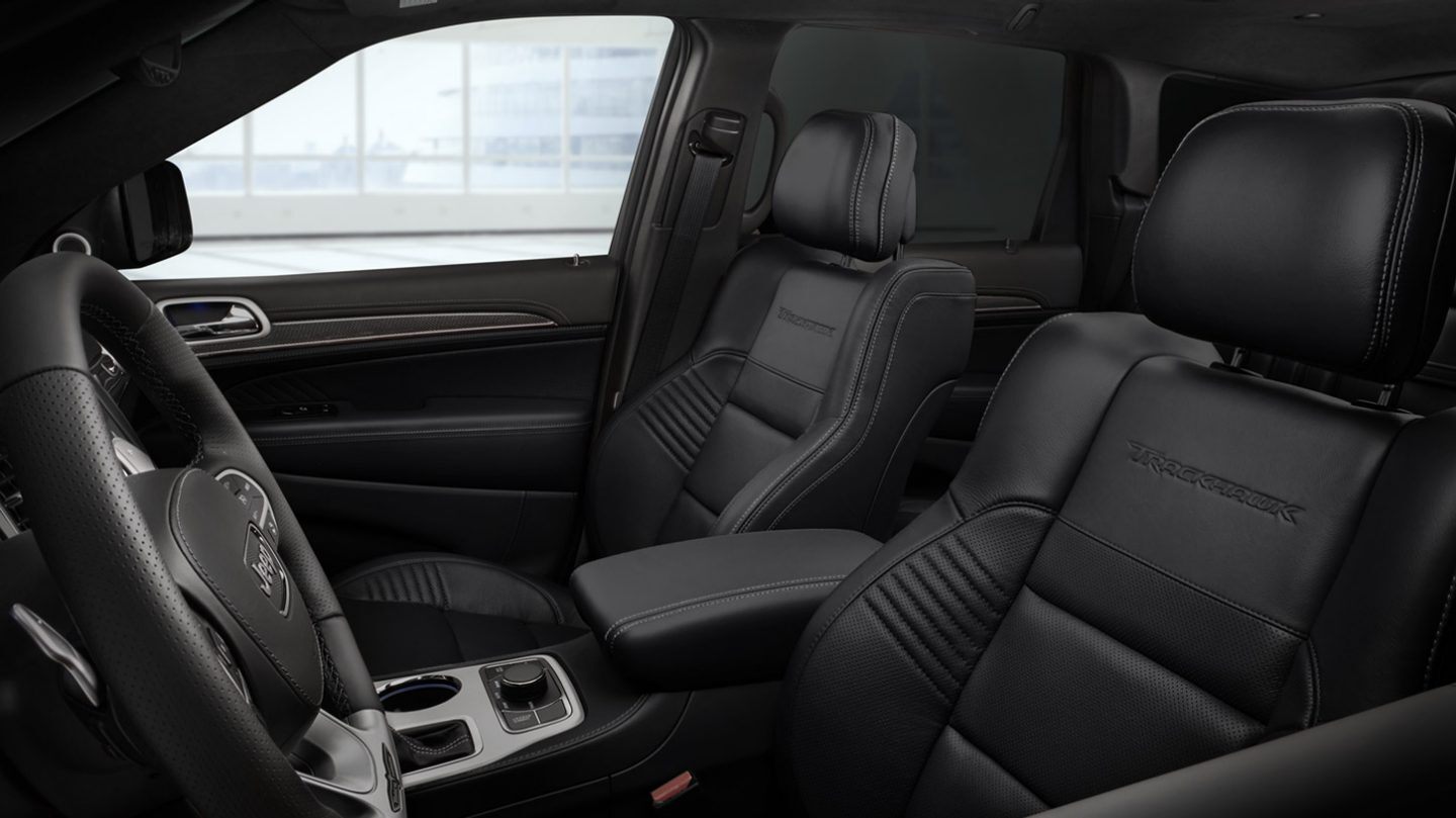 Front Row of the 2020 Grand Cherokee