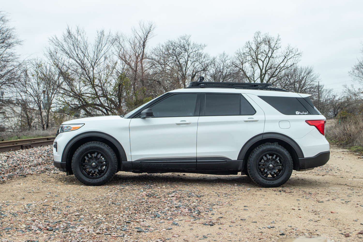 Ford Explorer Off Road Build With Fuel Sledge Wheels