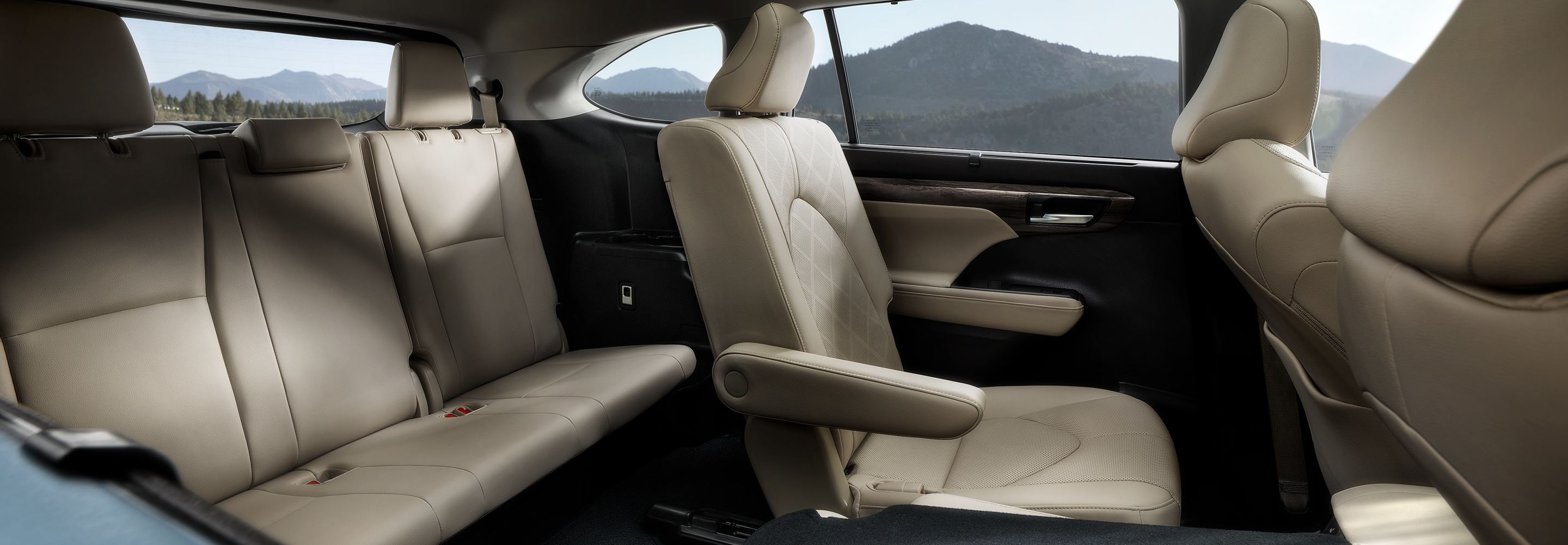 2020 Toyota Highlander Seating
