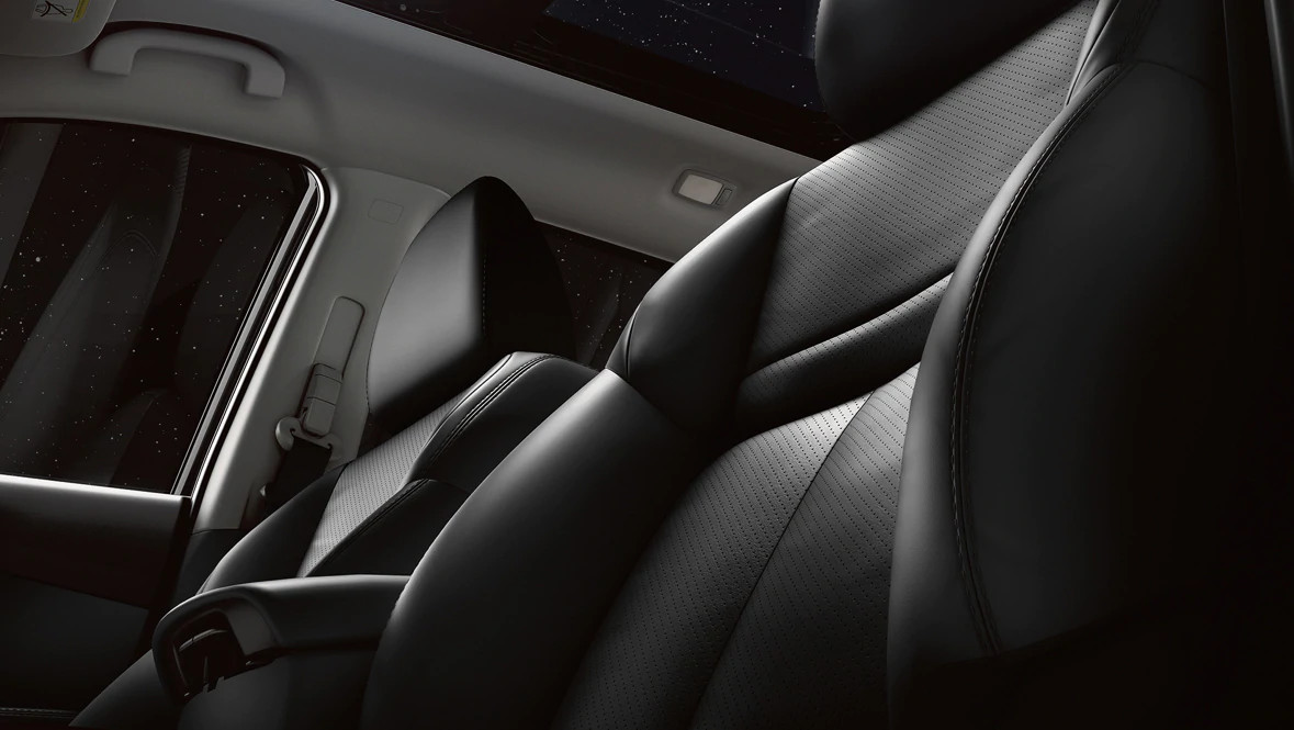 Premier Seating in the 2020 Rogue