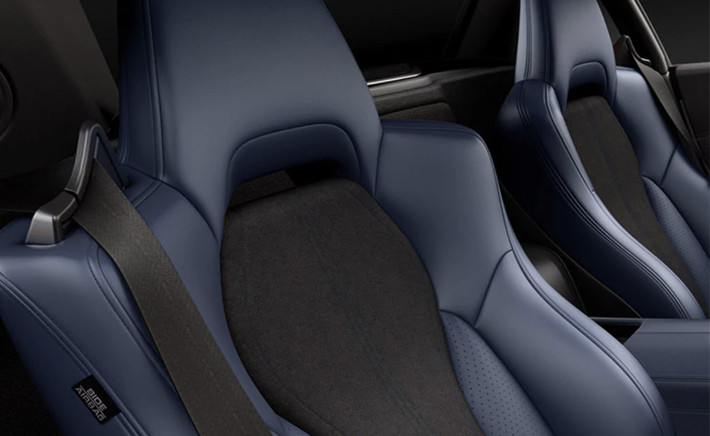 Seating in the 2020 Acura NSX