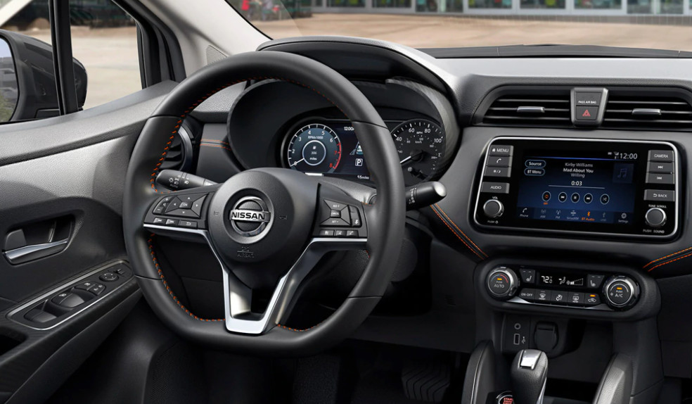 2020 Versa Center Stack