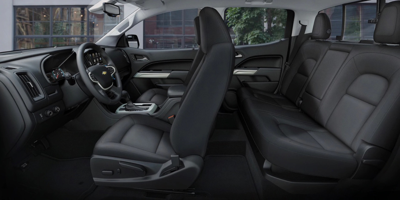 Spacious Seating in the 2020 Chevy Colorado Spacious Seating in the 2020 Chevy Colorado