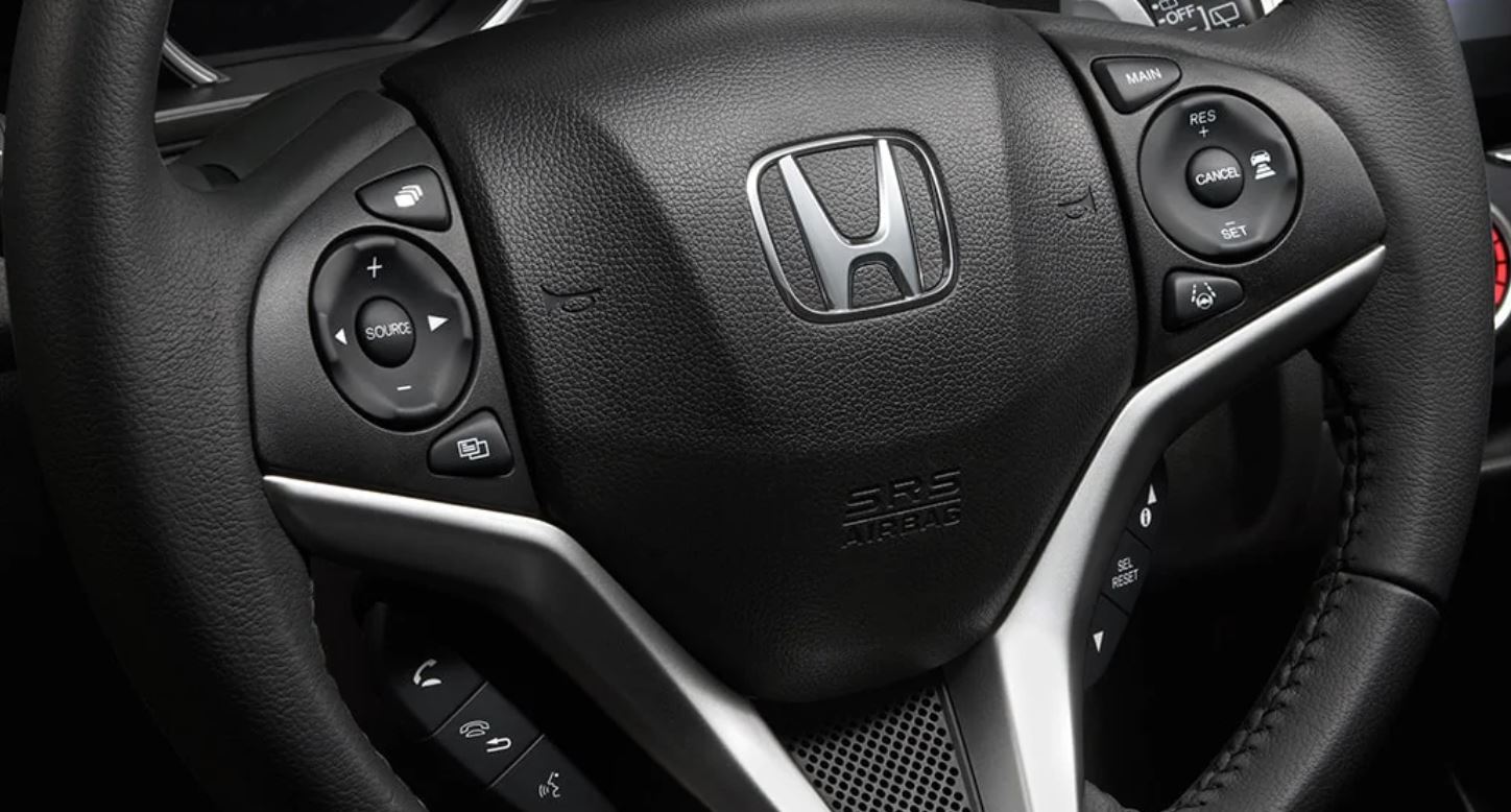 Steering-Wheel Mounted Controls in the 2020 Fit