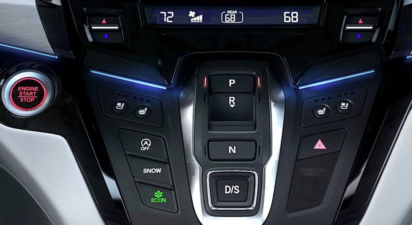 Controls at Your Fingertips in the 2020 Odyssey
