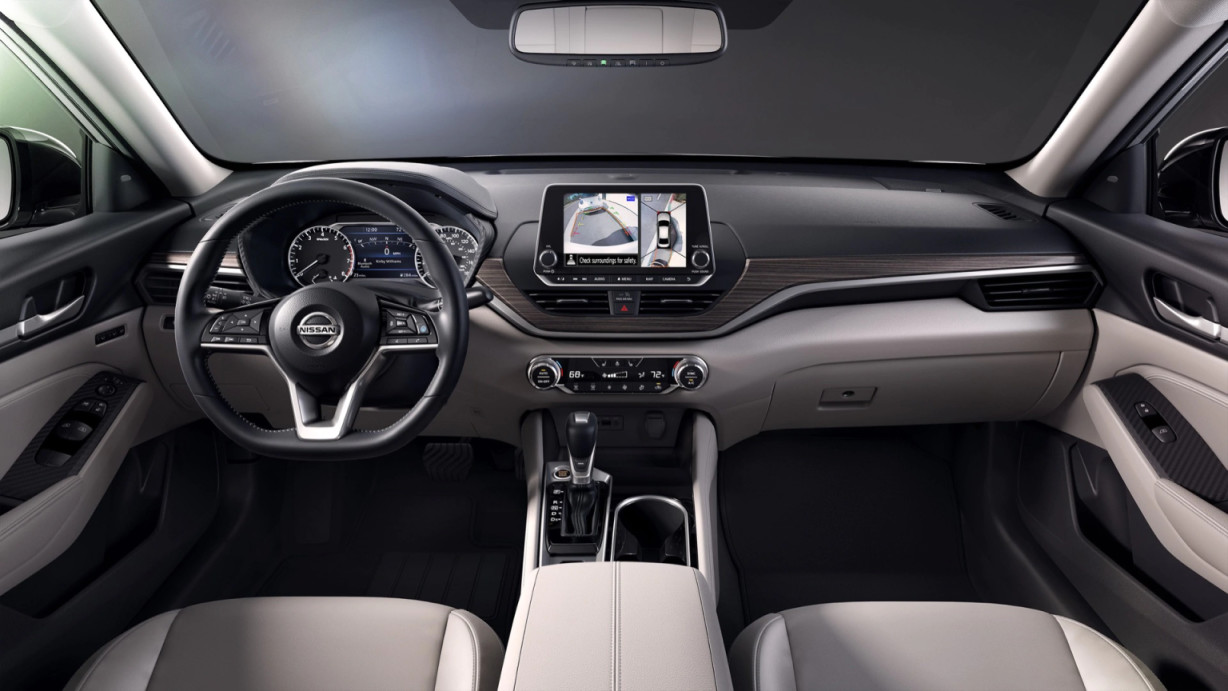 2020 Nissan Altima Center Console 