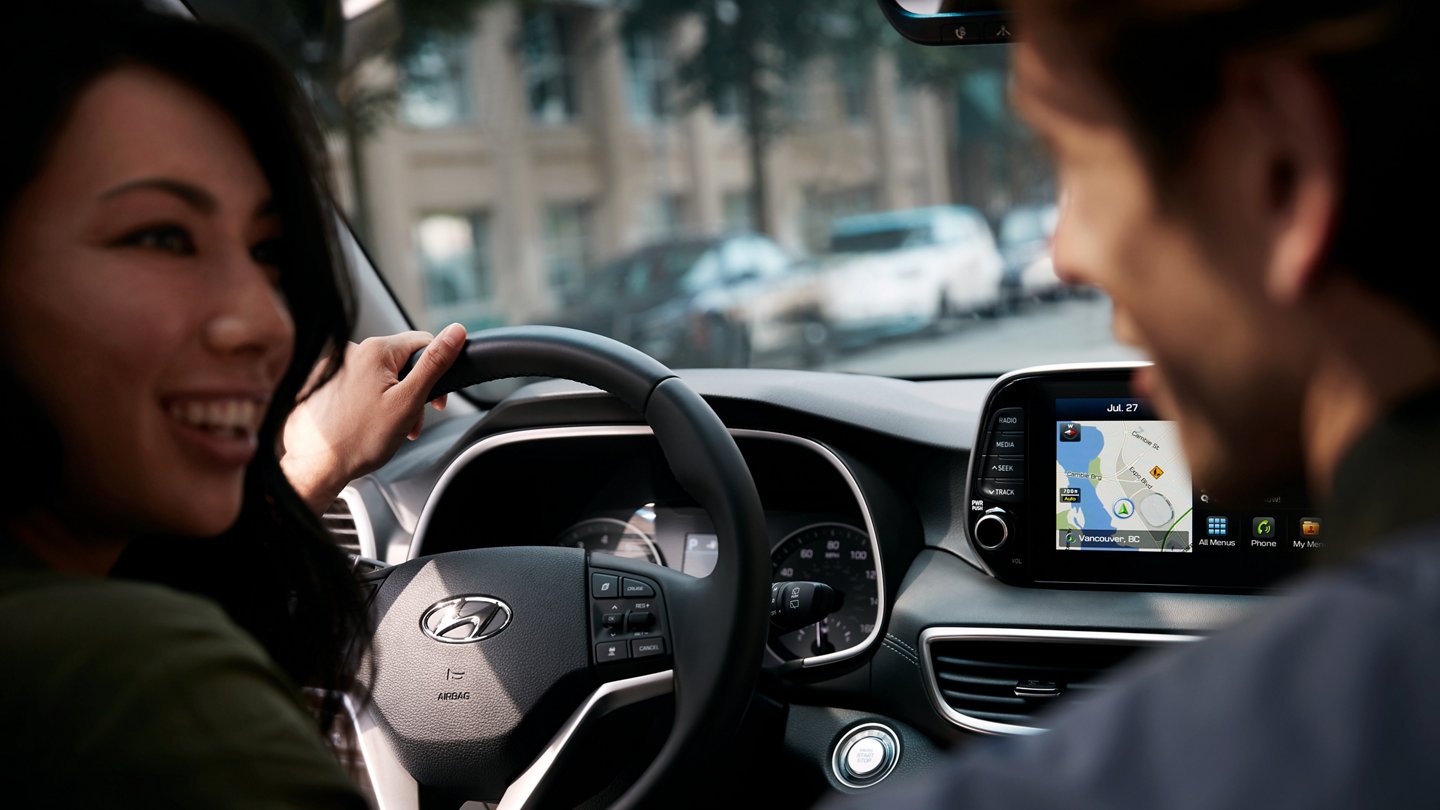 Stay Connected in the 2021 Tucson