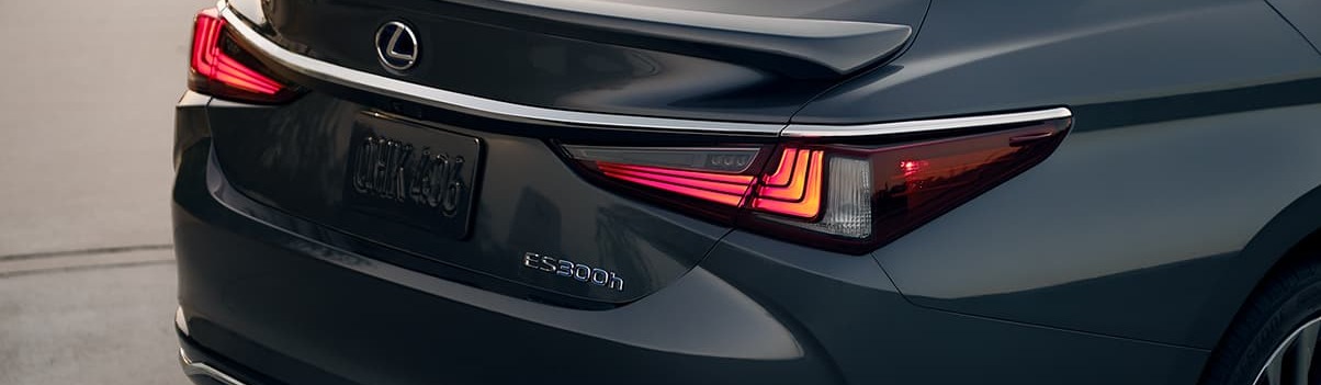 2020 ES 300h Exterior