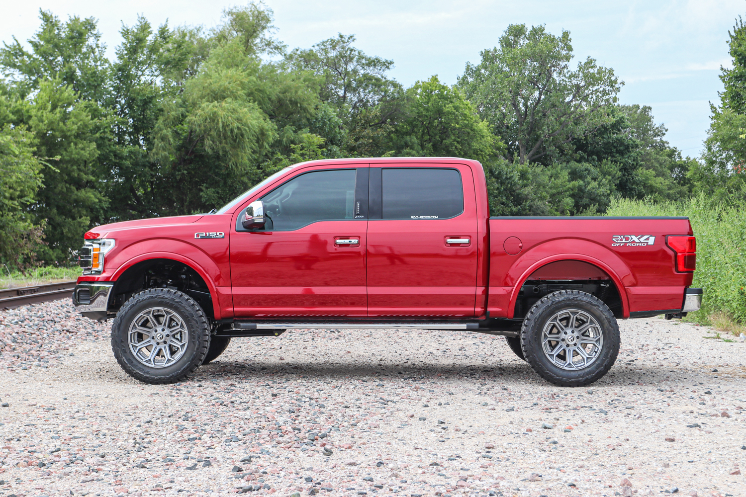 2020 FORD F-150 LARIAT FUEL SIEGE WHEELS