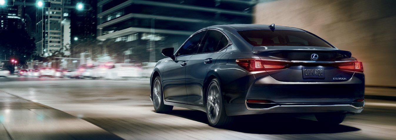 2020 Lexus ES 350 Key Features near Huntington, NY