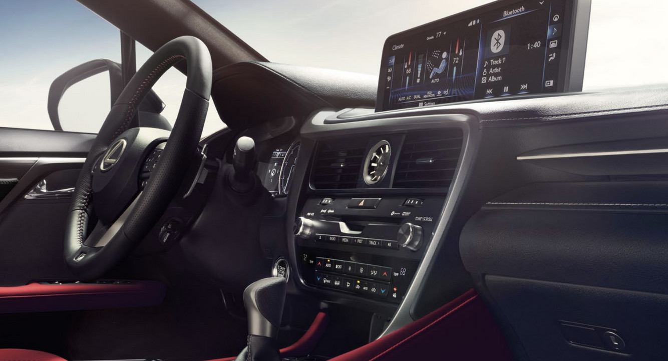 Touchscreen and Controls in the 2020 Lexus RX 350