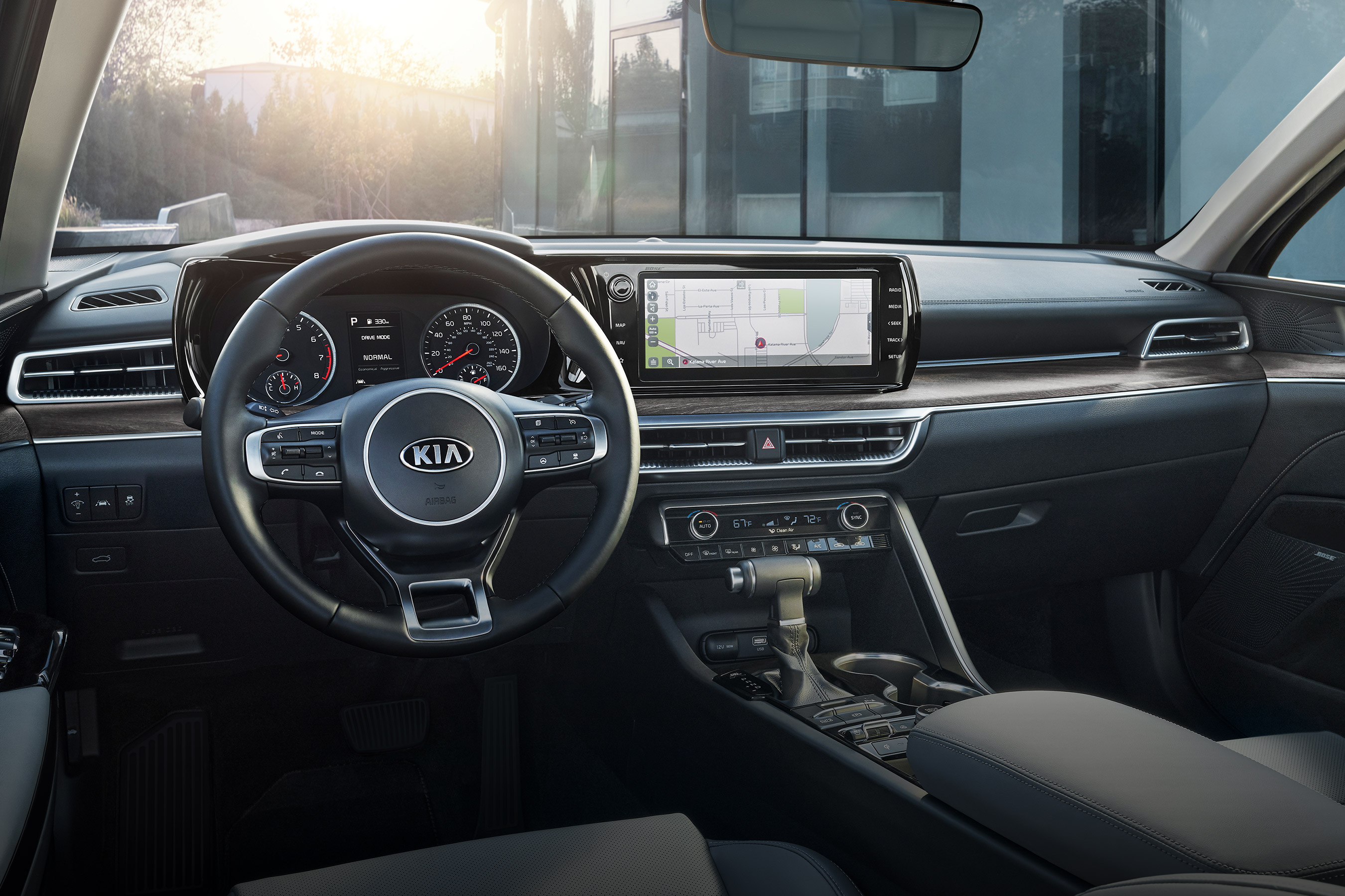Interior of the 2021 Kia K5